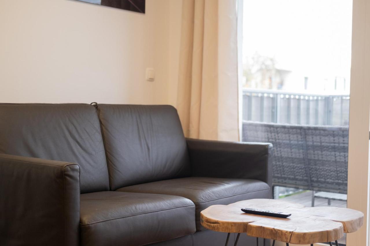 Modern Apartment W/ Cozy Balcony Near City Center Wenen Buitenkant foto